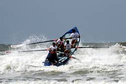 Surf rowing - Saunton Sands