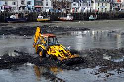 Low tide in Looe River