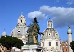 The buildings on Piazza Venezia